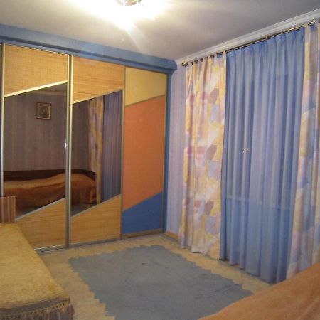 Apartment On Sovetskoy Konstitutsii 15 Brest Ngoại thất bức ảnh